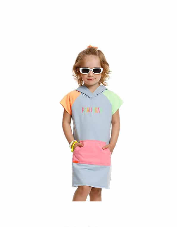 Vestido-com-bordado-T-shirt-com-capuz-neon-infantil-Poah-Noah-Carambolina-32406-modelo.jpg