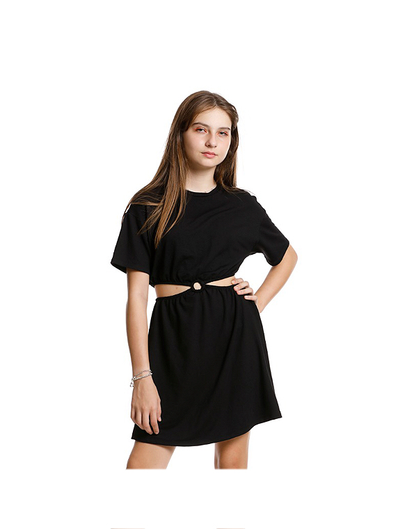 Vestido-molevisco-juvenil-preto-com-recortes-na-cintura-Poah-Noah-C-arambolina-32444-modelo.jpg