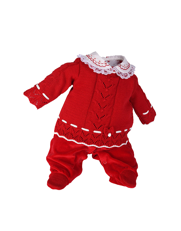 Macacão-feminino-plush-com-tricot-e-detalhes-em-fita-vermelho—Beth-Bebê—Carambolina—32601
