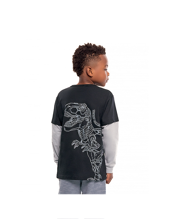 Camiseta-manga-longa-infantil-masculina-preta-dinossauro—Dila—Carambolina—32817-modelo-costas