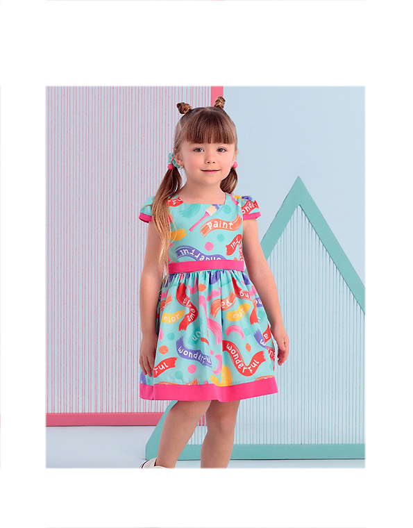 Vestido-infantil-estampado-com-faixa-na-cintura-aqua—Mon-Sucré—Carambolina—33174-modelo