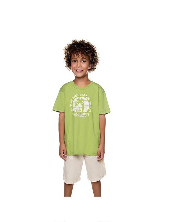 Conjunto-bermuda-de-sarja-e-camiseta-com-estampa-infantil-masculino-verde—Have-Fun—Carambolina—33396-modelo