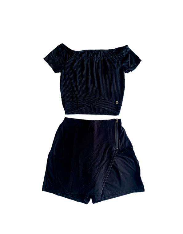 Conjunto-short-saia-com-zíper-lateral-e-cropped-com-detalhe-na-cintura-juvenil-preto—Alakazoo—Carambolina—33484