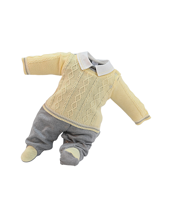 Macacão-com-tricot-e-gola-bordada-amarelo-masculino—Beth-Bebê—Carambolina—33286