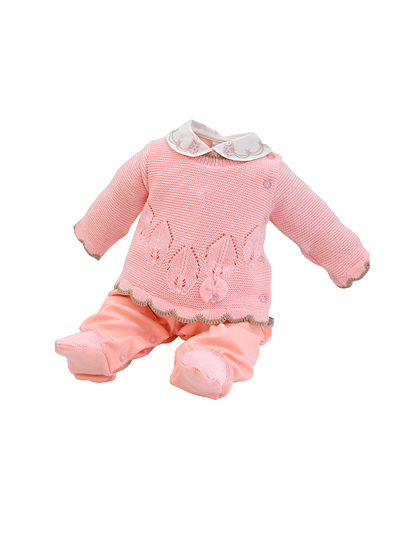 Macacão-feminino-com-tricot-rosa-com-gola-bordada—Beth-Bebê—Carambolina—33279