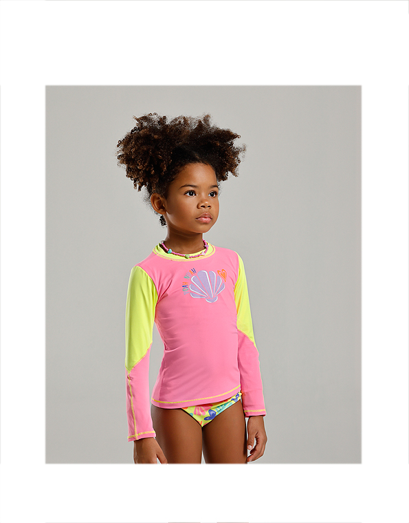 Biquíni-e-camiseta-com-proteção-UV-infantil—Poah-Noah—Carambolina—33720-modelo