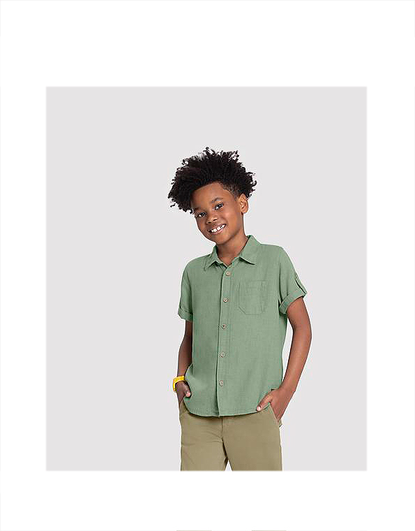 Camisa-manga-curta-com-bolso-infantil-e-juvenil-masculina-verde—Alakazoo—Carambolina—33622-modelo
