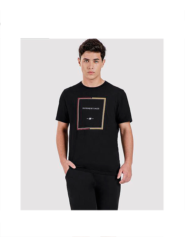Camiseta-manga-curta-com-estampa-juvenil-masculina-preta—Fico—Carambolina—33571-modelo