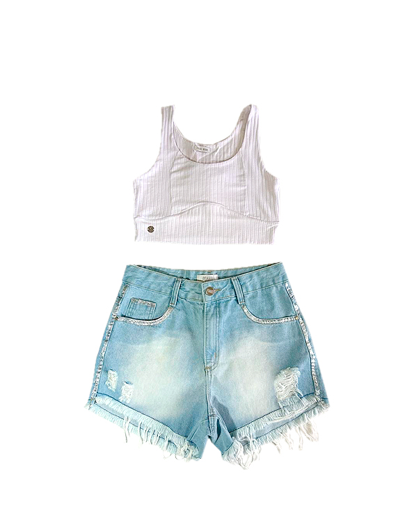 Conjunto-de-cropped-e-short-jeans-desfiado-com-detalhes-em-prata–juvenil-feminino –Poah-Noah—Carambolina—33761