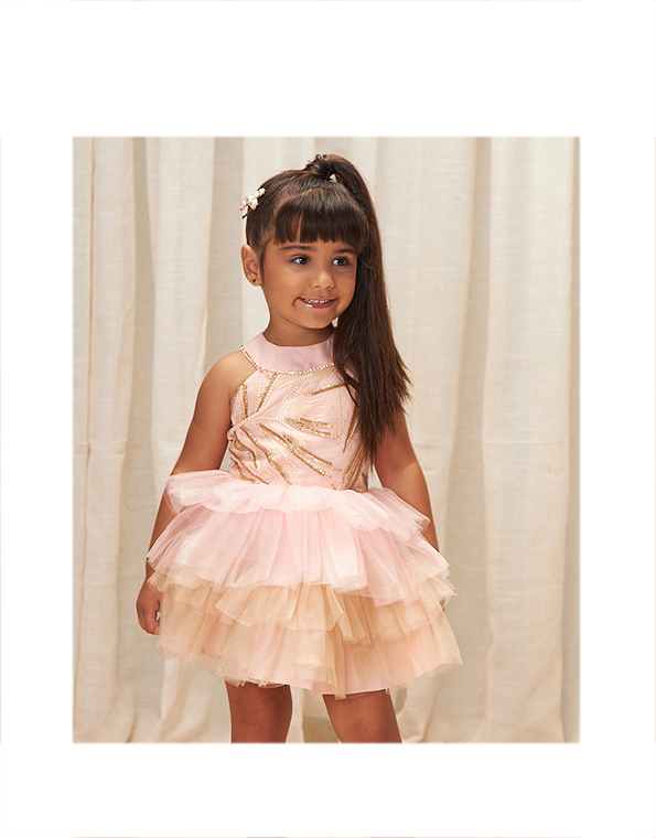 Vestido-de-festa-em-tule-com-bordados-infantil-rose—Bambollina—Carambolina—33750-modelo