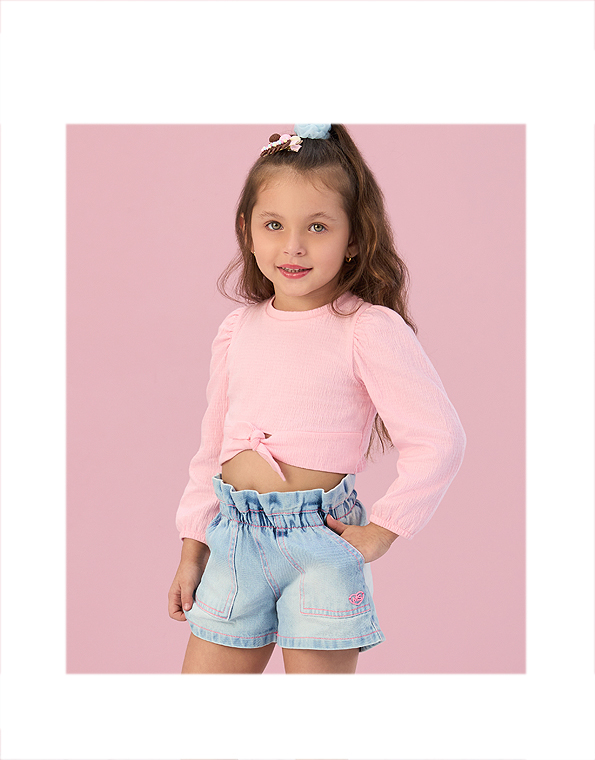 Conjunto-cropped-e-short-jeans-clochard-infantil-feminino—Mon-Sucré—Carambolina—33892 modelo