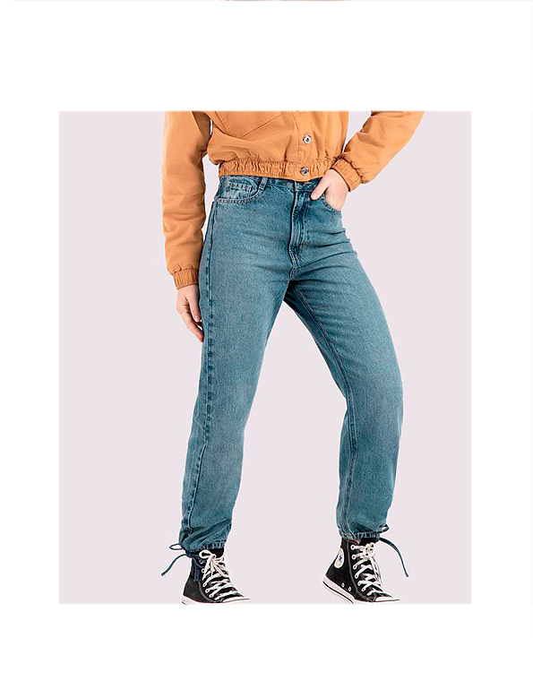 Calça-jeans-reta-juvenil-azul-com-barra-ajustável—Alakazoo—Carambolina—34327-modelo