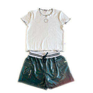 Conjunto-blusa-com-strass-e-short-em-tecido-heliografico-juvenil-feminino—Açucena—Carambolina—34703